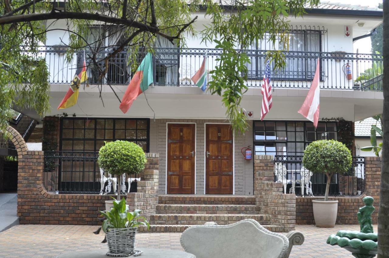 A Knights Rest Guesthouse Pretoria Ngoại thất bức ảnh